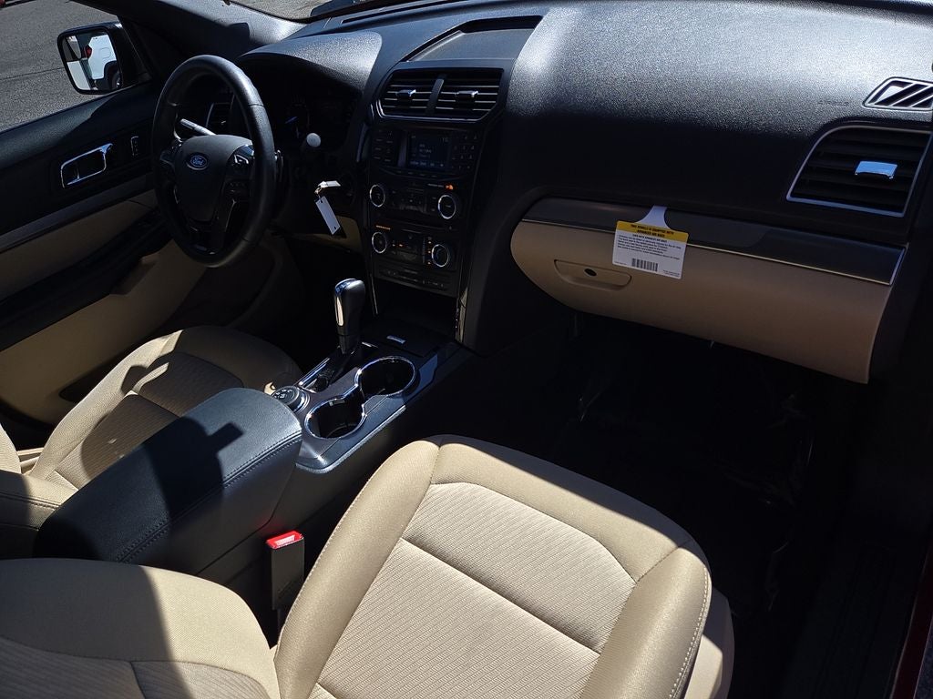 2017 Ford Explorer Base