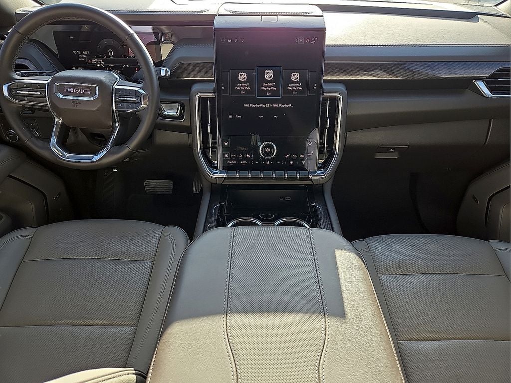 2025 GMC Yukon Elevation