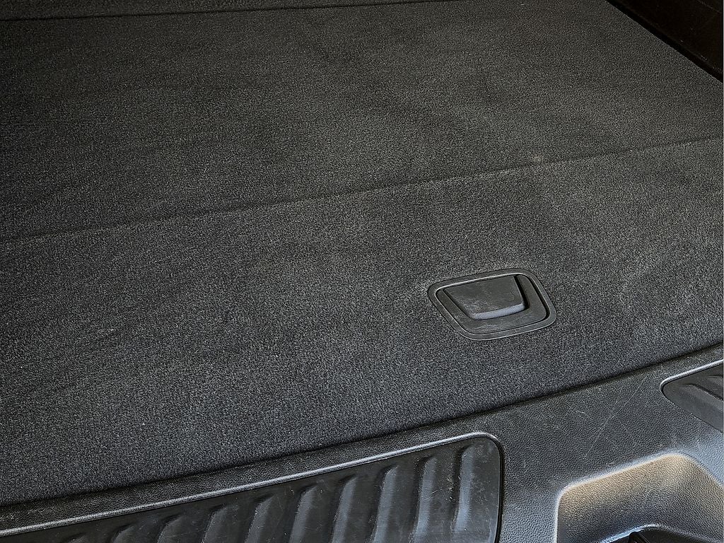 2024 Chevrolet Suburban LS