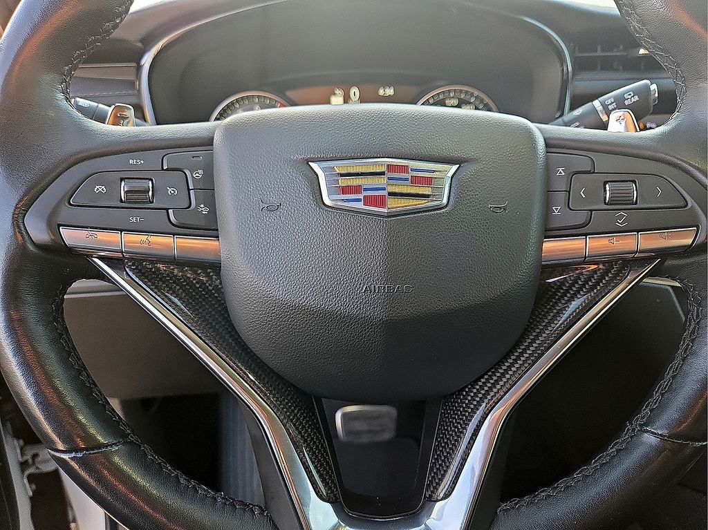 2024 Cadillac XT6 Sport