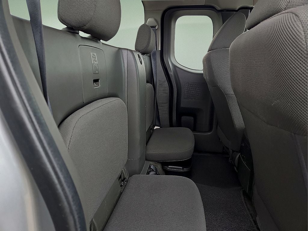 2016 Nissan Frontier S