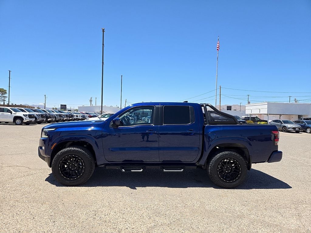 2022 Nissan Frontier SV