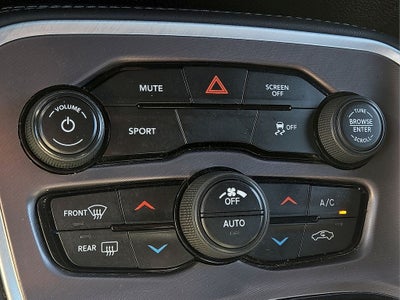 2022 Dodge Challenger SXT