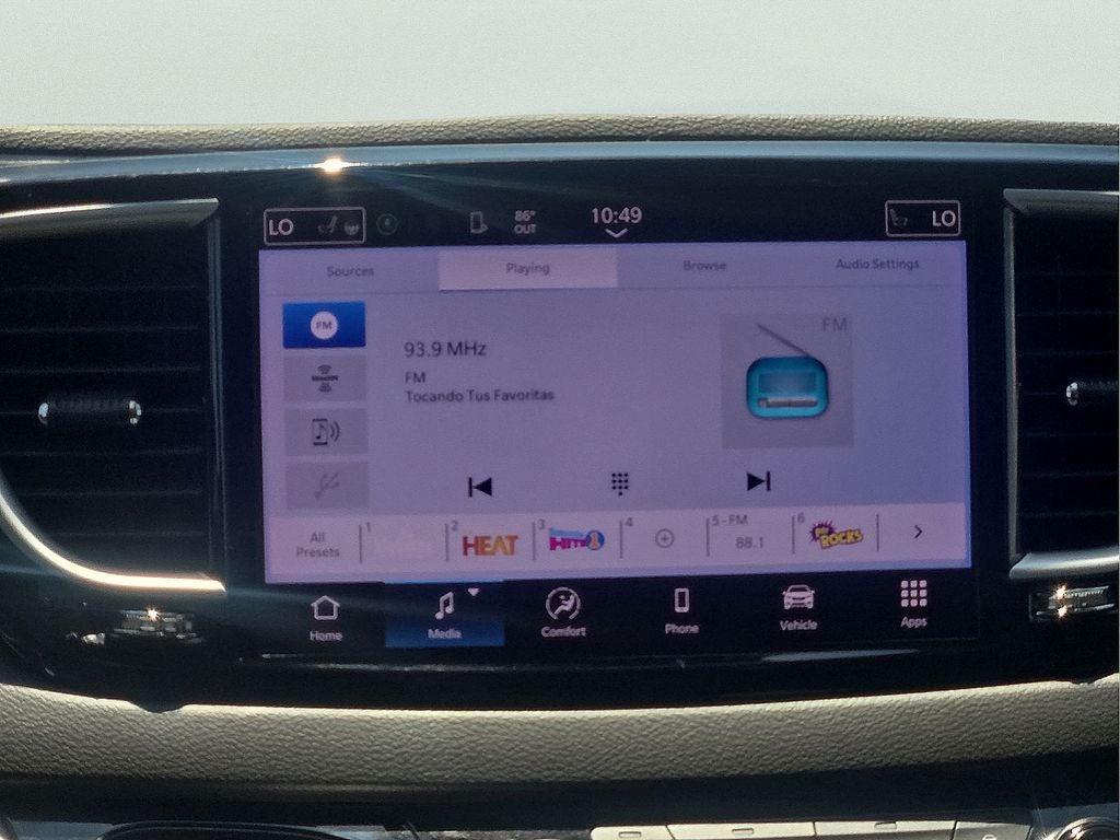 2024 Chrysler Pacifica Touring L
