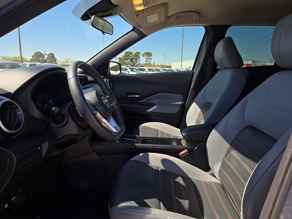 2023 Nissan Kicks SR