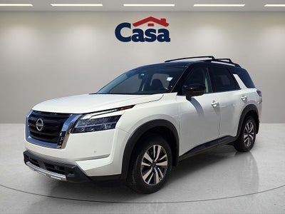 2024 Nissan Pathfinder SL