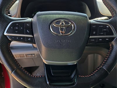 2021 Toyota Sienna XSE 7 Passenger