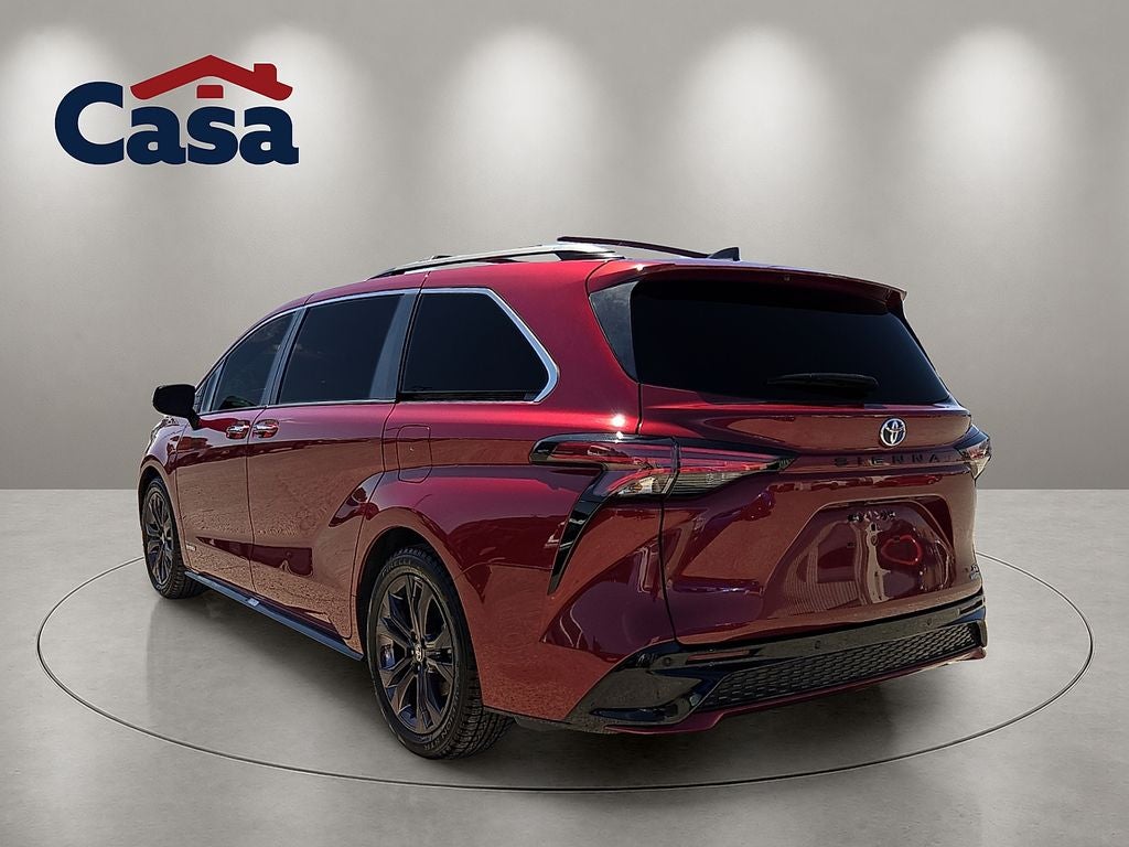 2021 Toyota Sienna XSE 7 Passenger