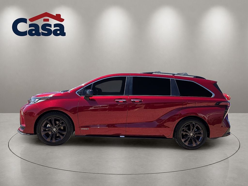2021 Toyota Sienna XSE 7 Passenger