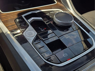 2025 BMW X6 xDrive40i
