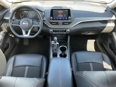 2025 Nissan Altima SR