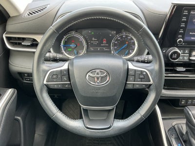 2022 Toyota Highlander Hybrid XLE