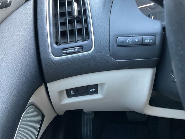 2022 INFINITI Q50 LUXE