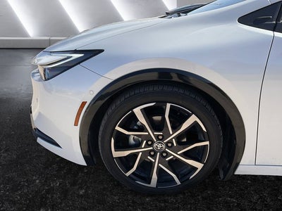 2025 Toyota Prius Plug-In Hybrid SE