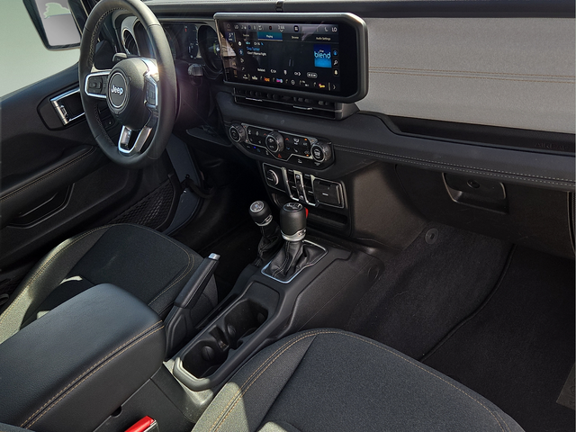 2025 Jeep Wrangler Sahara 4xe