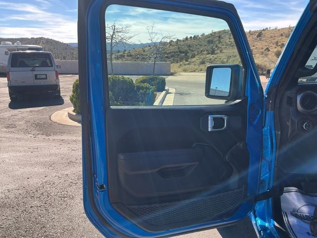 2023 Jeep Gladiator Sport