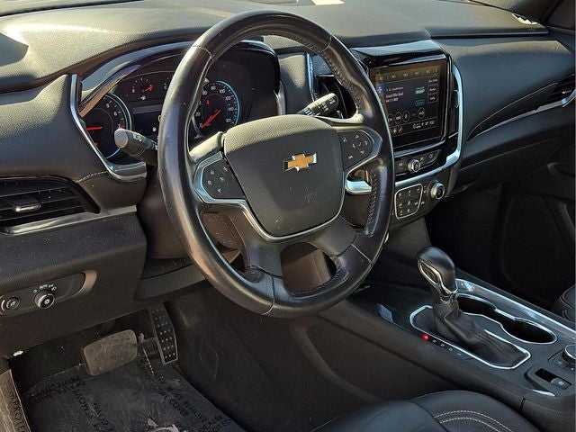 2022 Chevrolet Traverse LT Leather