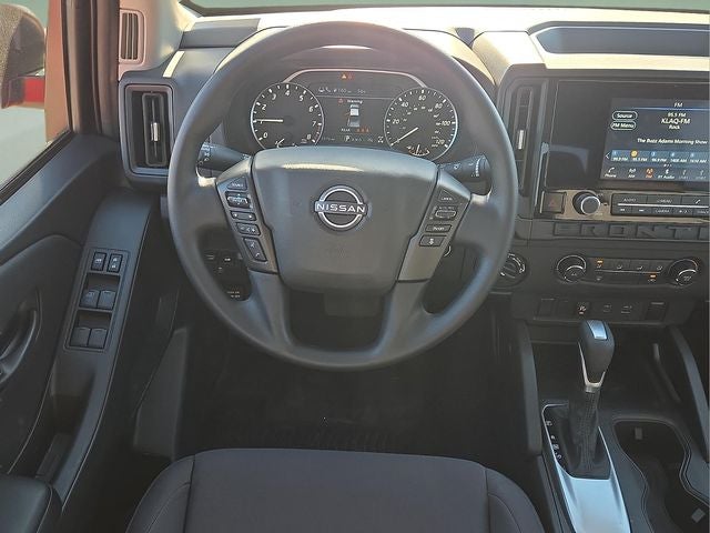 2025 Nissan Frontier S