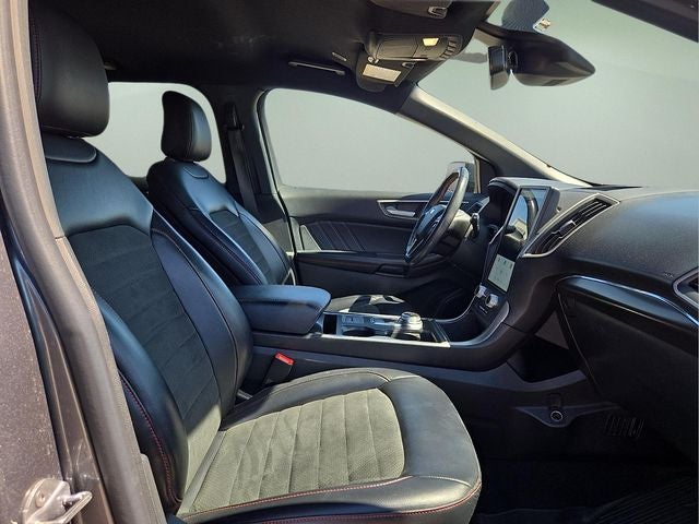 2022 Ford Edge ST Line