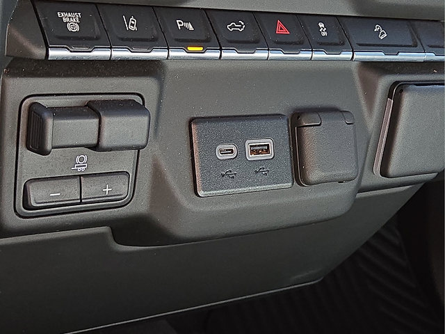 2025 Chevrolet Silverado 2500HD Custom