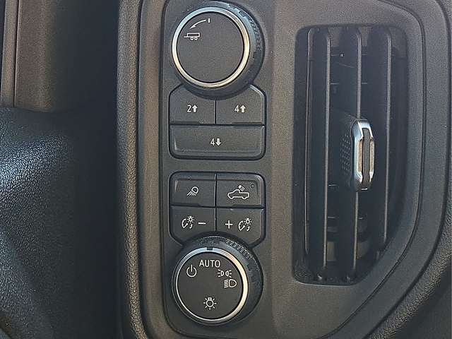 2025 Chevrolet Silverado 2500HD Custom