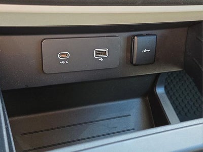 2022 Land Rover Defender 110 S