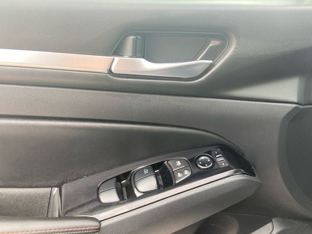 2024 Nissan Altima 2.0 SR