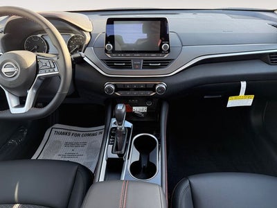 2025 Nissan Altima SR