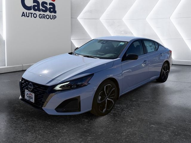 2025 Nissan Altima SR