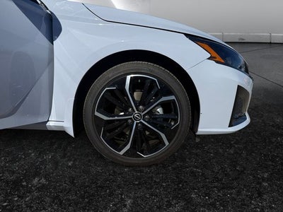 2025 Nissan Altima SR