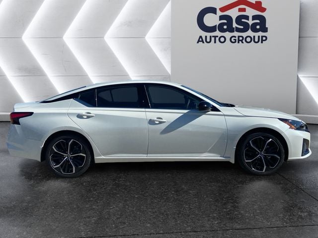 2025 Nissan Altima SR