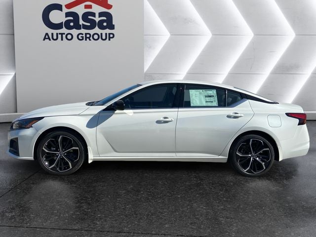 2025 Nissan Altima SR