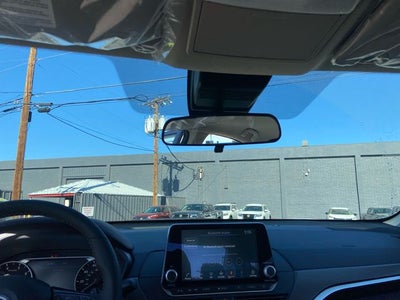 2025 Nissan Altima SR