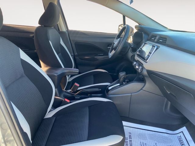 2022 Nissan Versa SV