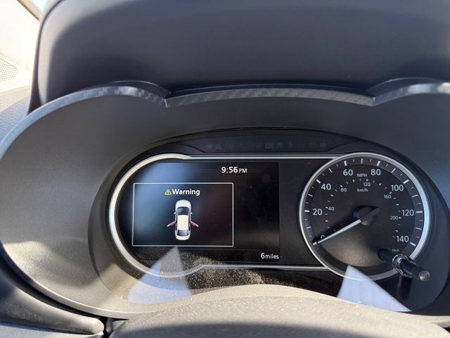 2025 Nissan Versa SR