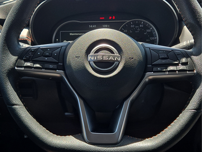 2024 Nissan Versa SR