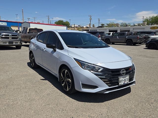 2024 Nissan Versa 1.6 SR