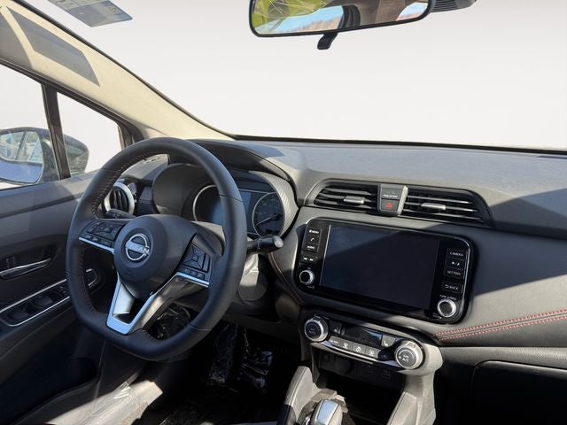 2025 Nissan Versa SR