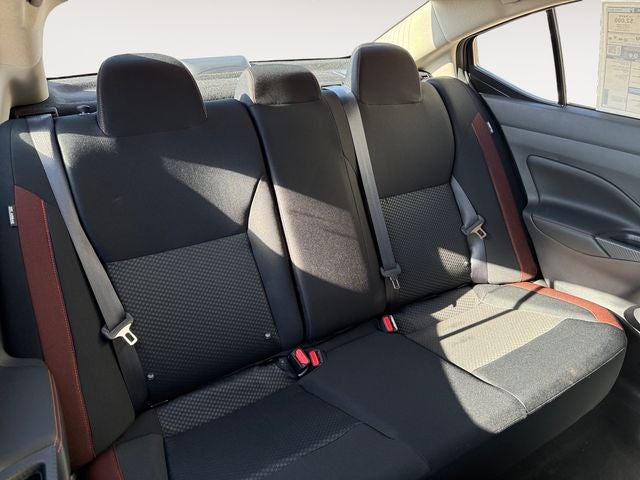 2025 Nissan Versa SR