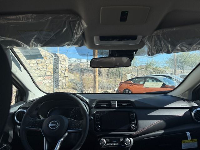 2025 Nissan Versa SR