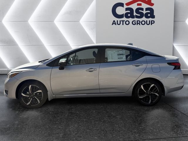 2025 Nissan Versa SR