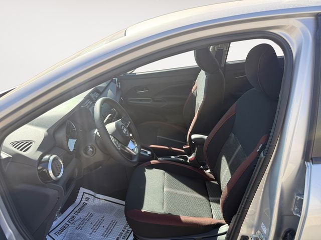 2025 Nissan Versa SR