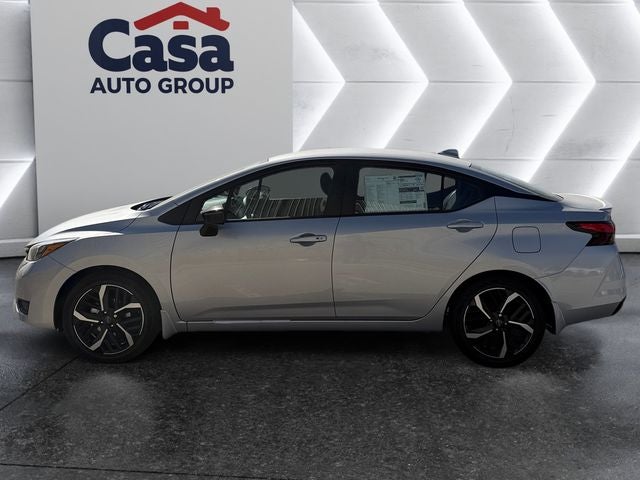 2025 Nissan Versa SR