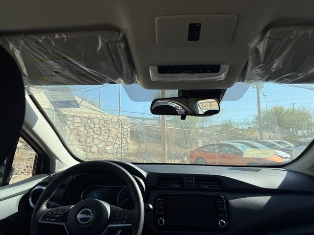 2025 Nissan Versa SR