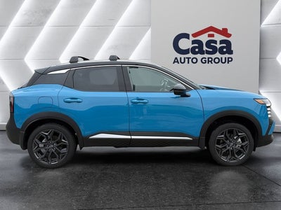 2025 Nissan Kicks SR