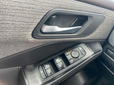 2022 Nissan Rogue SV NISSAN CERTIFIED