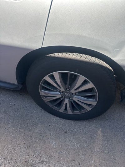 2020 Nissan Pathfinder SL