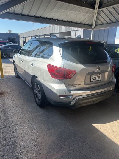 2020 Nissan Pathfinder SL