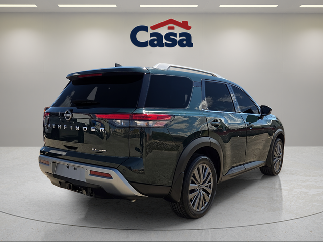 2024 Nissan Pathfinder SL