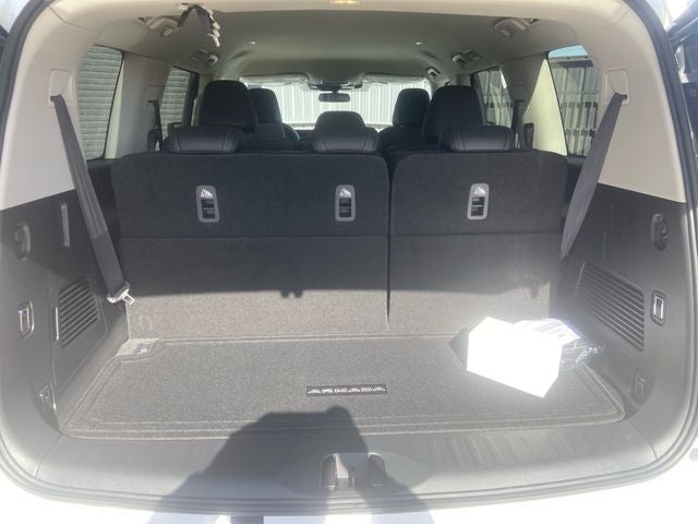 2026 Nissan Armada SV